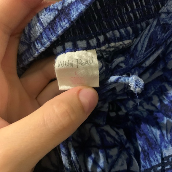 Blue shorts - Picture 3 of 4